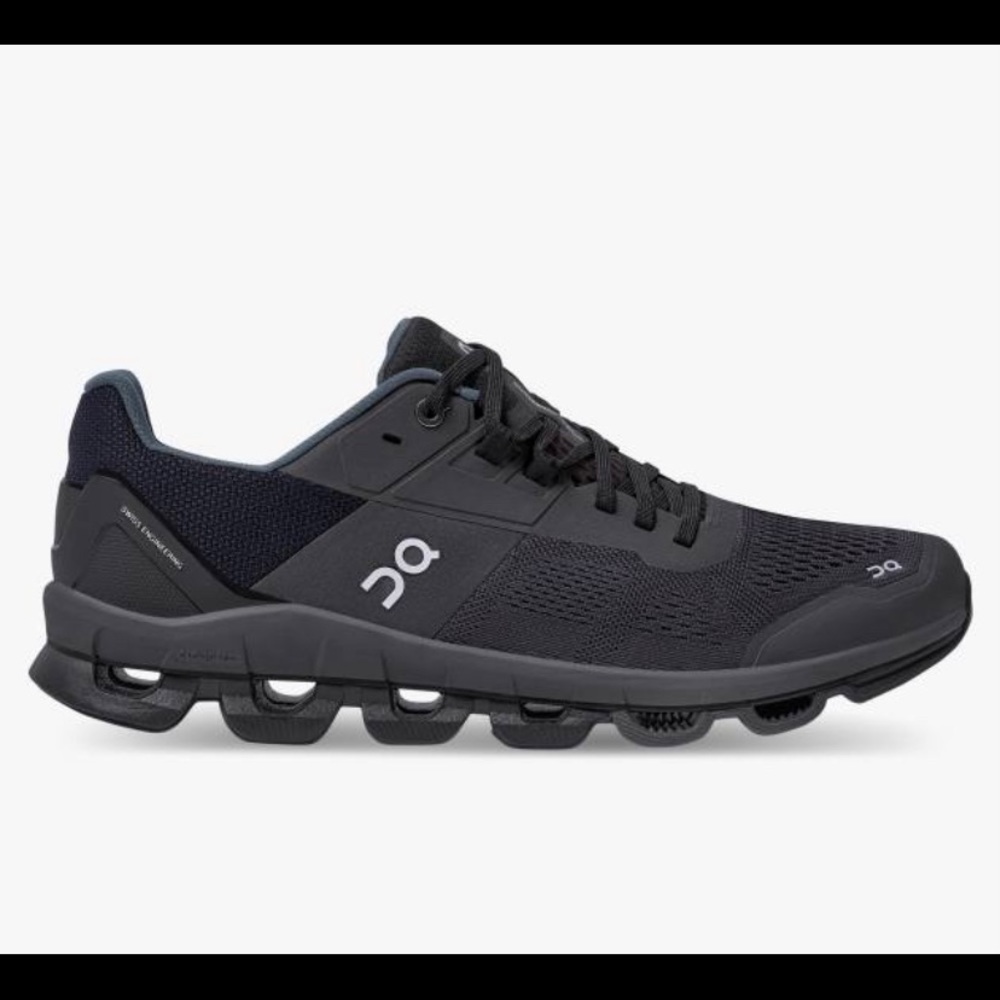 On Cloudace Black / Eclipse